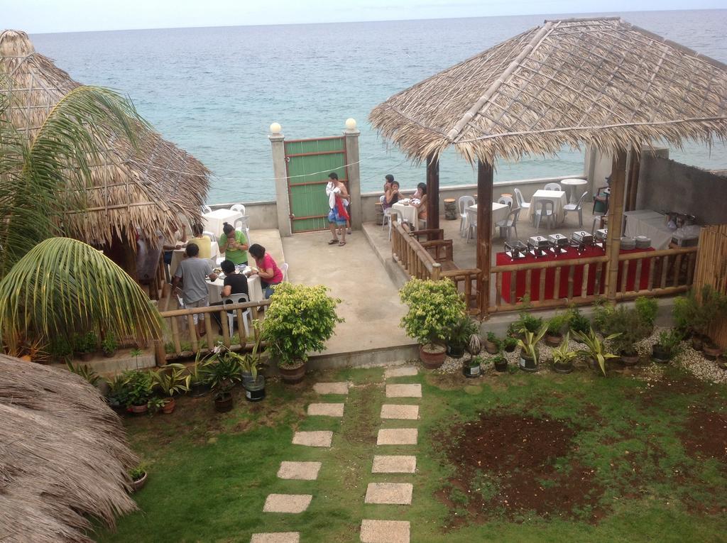 Oslob Garden Stay Beach Resort Exterior photo