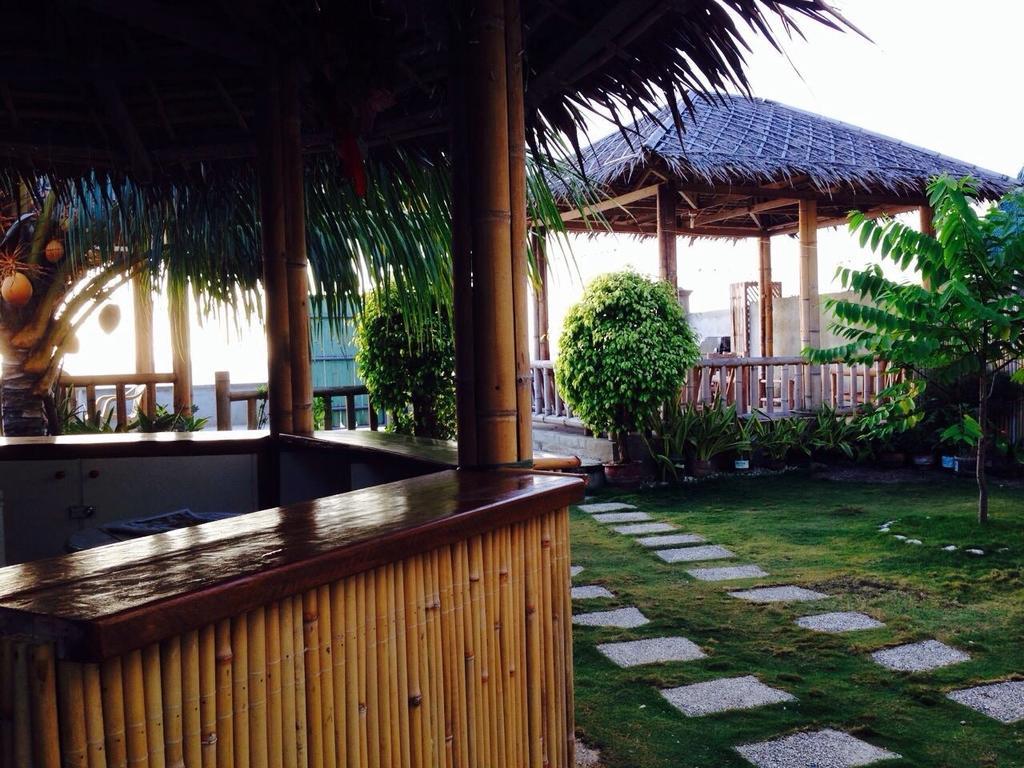 Oslob Garden Stay Beach Resort Exterior photo