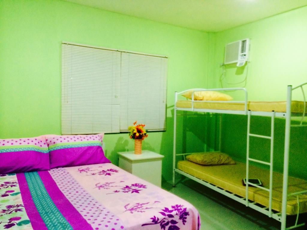 Oslob Garden Stay Beach Resort Room photo
